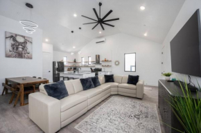 Oasis Palms Bungalow